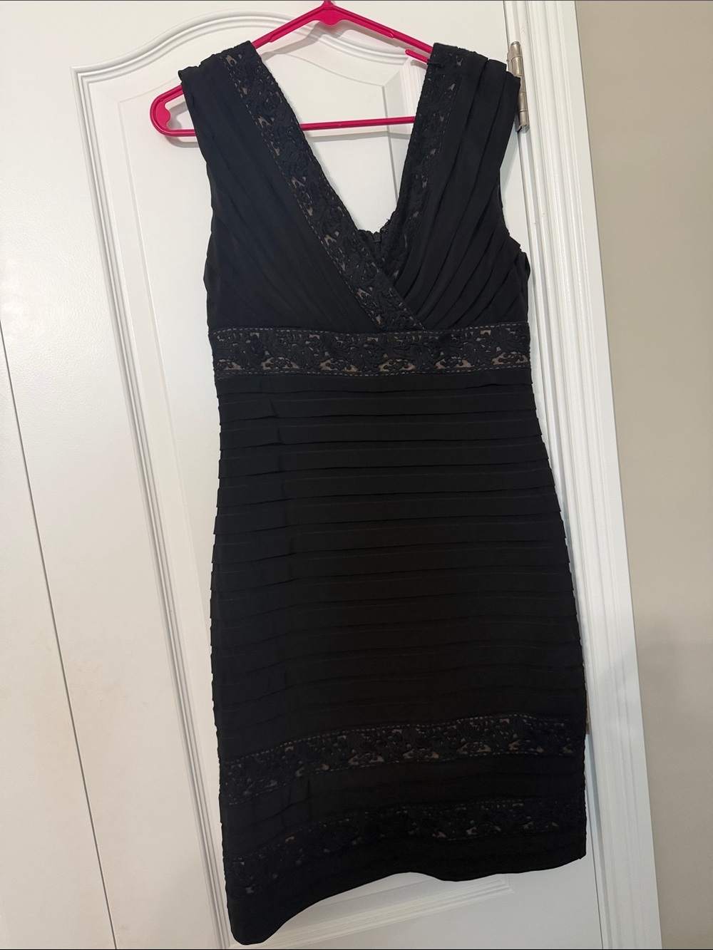Adrianna Papell Black V-Neck Lace-Trim Midi Dress